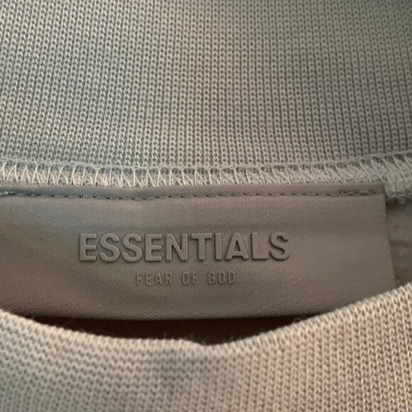 FEAR OF GOD ESSENTIALS 1977 Crewneck - Wheat - Picture 3 of 6